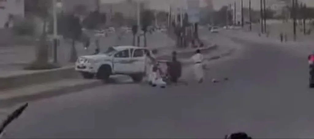 ”حادث مفجع بعد احتفال 26 سبتمبر: إصابات بين مواطنين عائدين من سيئون!”